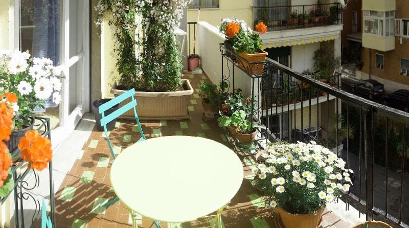 B&B Bibliotechina 4