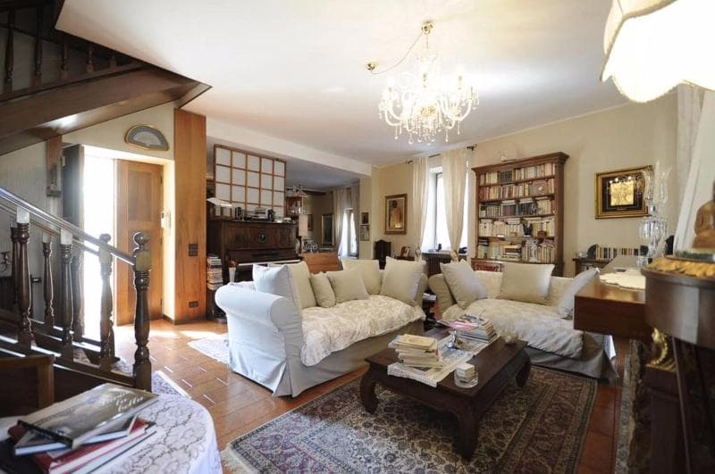 Villa Marisa Bed Breakfast And Books 4