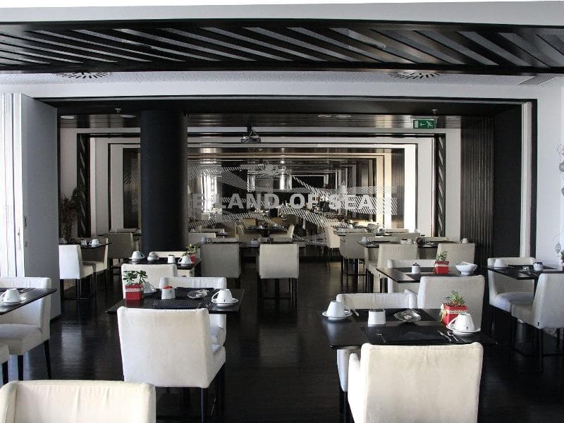 Macarico Beach Hotel 3