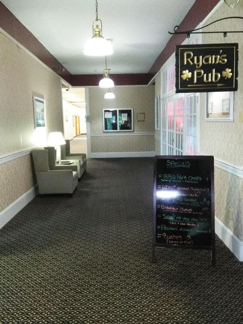 New Bedford Inn & Suites 4