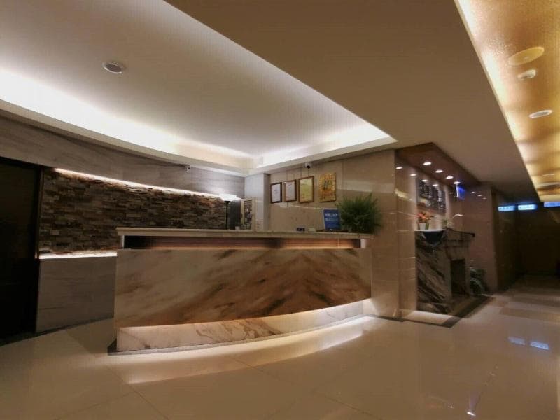 Michelle Hotel 2