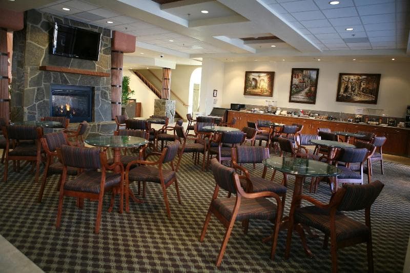 Garden Place Suites 4