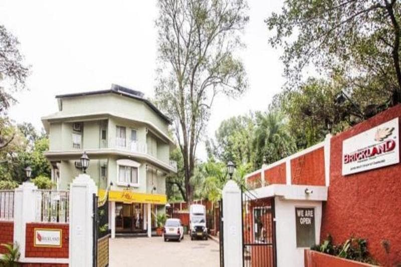 Jaffer Bhai's Brickland Hotel 4