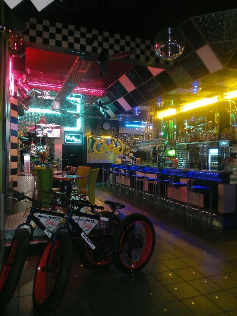 Hotel Cade photo 1