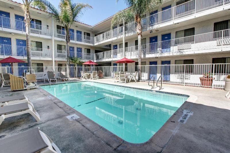 Motel 6 Los Angeles - Bellflower photo 1