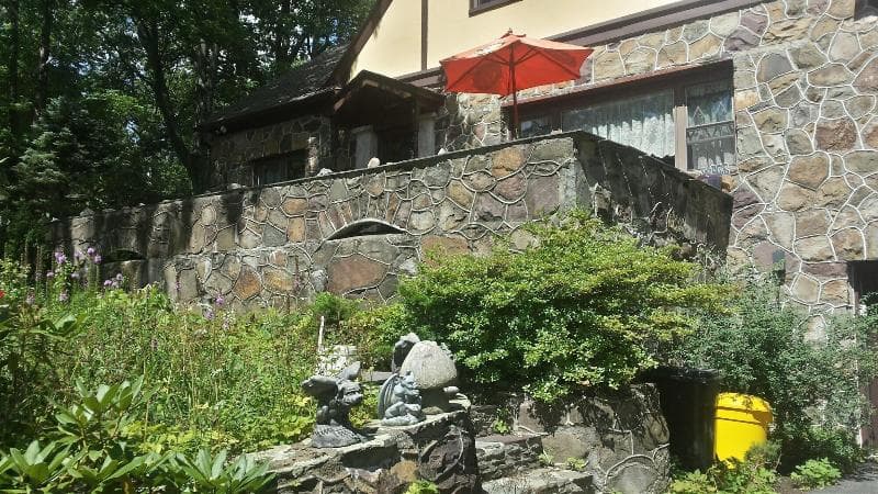 Maurrocks Bnb 5