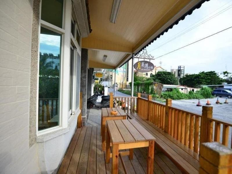 Crescent Bay Inn 4