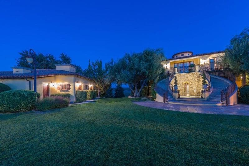 Calipaso Winery & Villa 3