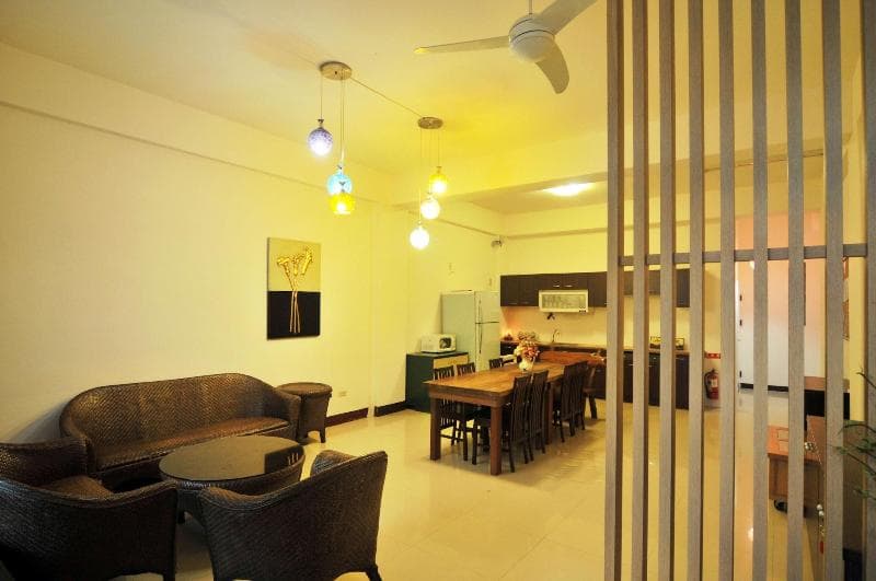 Rise-Sun House photo 1