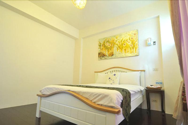 Rise-Sun House main