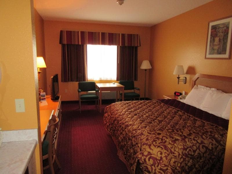 Parkfield Inn 3