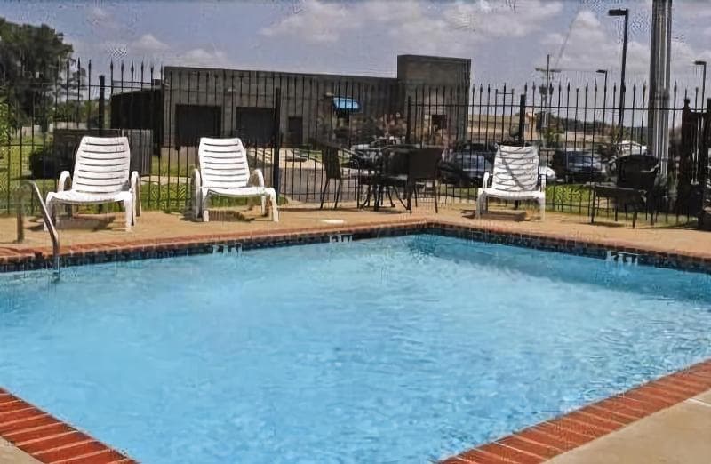 Homegate Inn And Suites photo 1