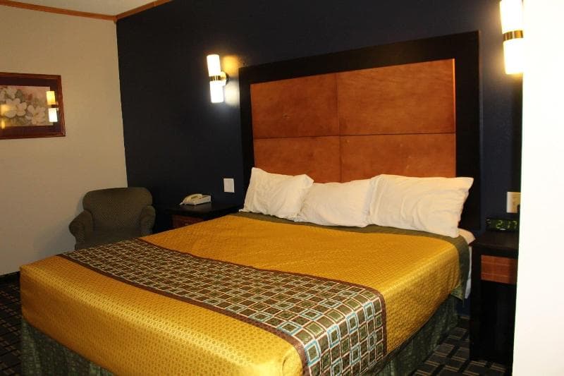 Homegate Inn And Suites 2
