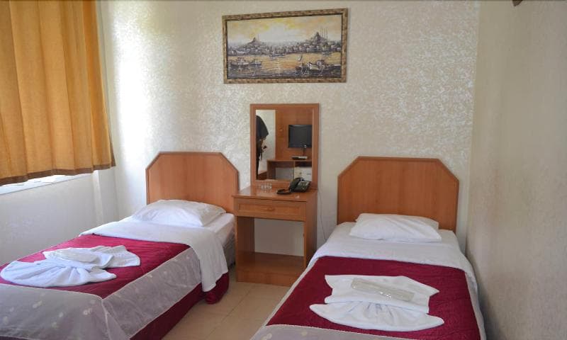 Hotel Ekol 4