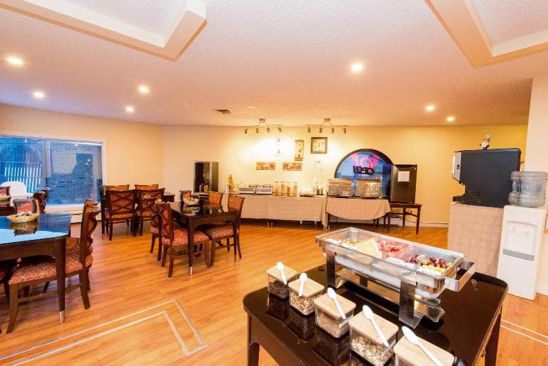 Cloud 9 Inn 2