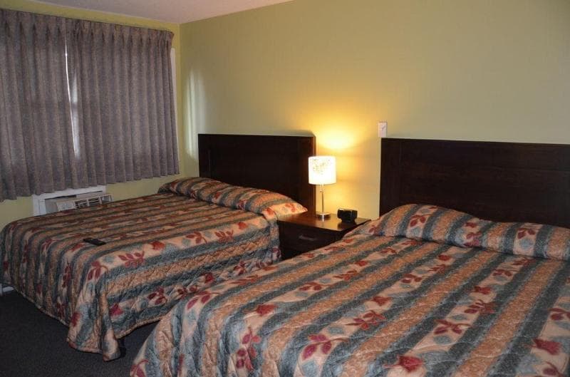 Coachman Inn main