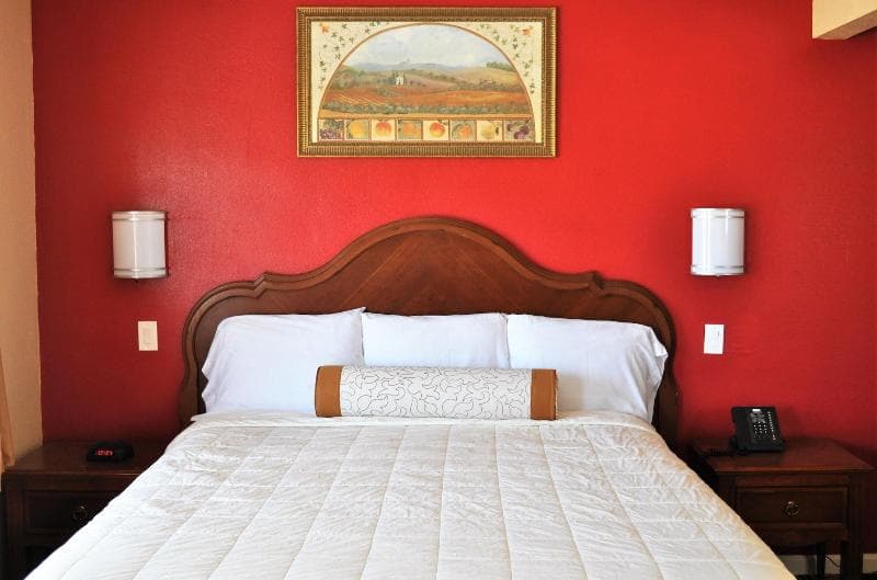 A Nights Inn photo 1