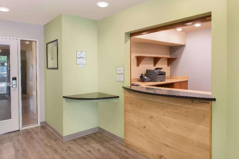 Extended Stay America Select Suites Atlanta Chamblee 3