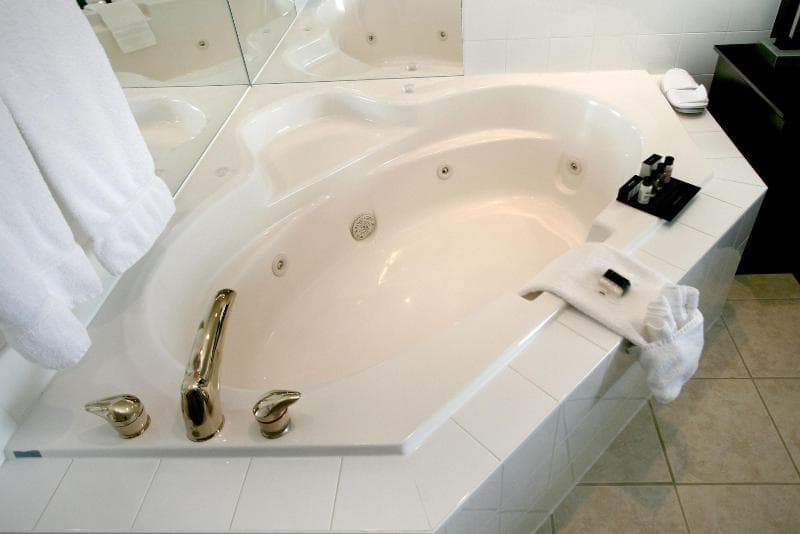 Foxwood Inn & Suites 3