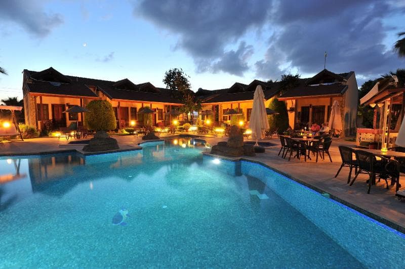 Grenadine Lodge photo 1