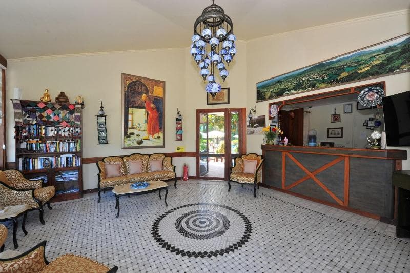 Grenadine Lodge 5