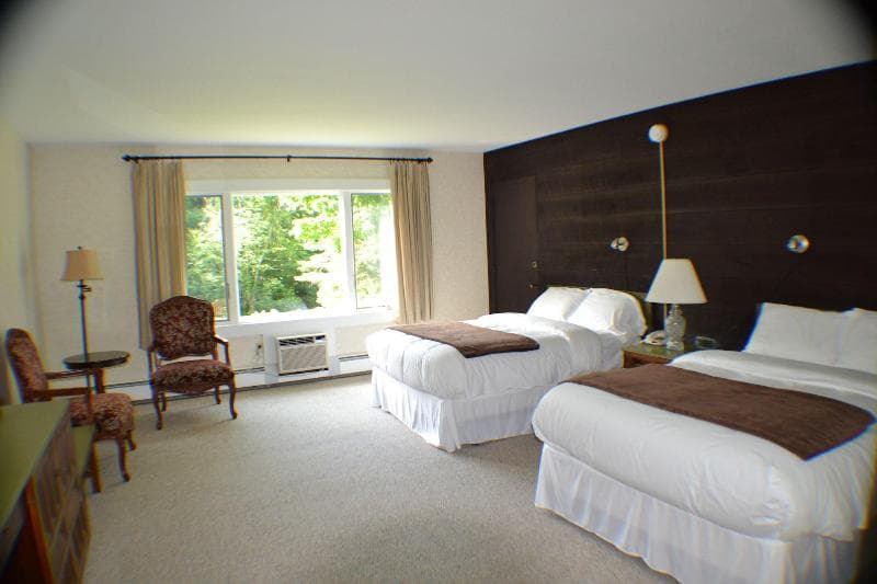 Toll Road Inn 3