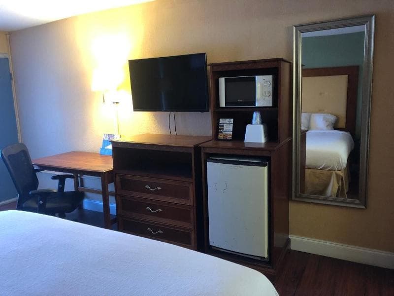 Americas Best Value Inn - Richmond Airport/Sandston 2