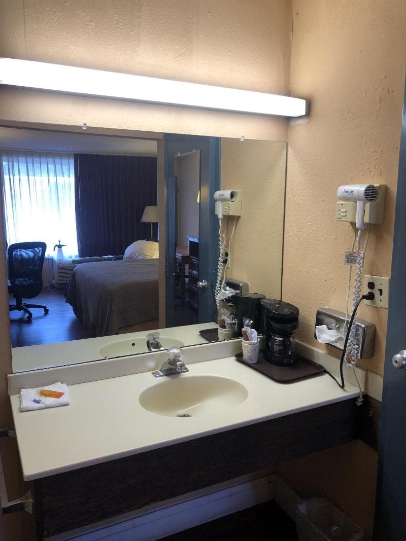 Americas Best Value Inn - Richmond Airport/Sandston 4