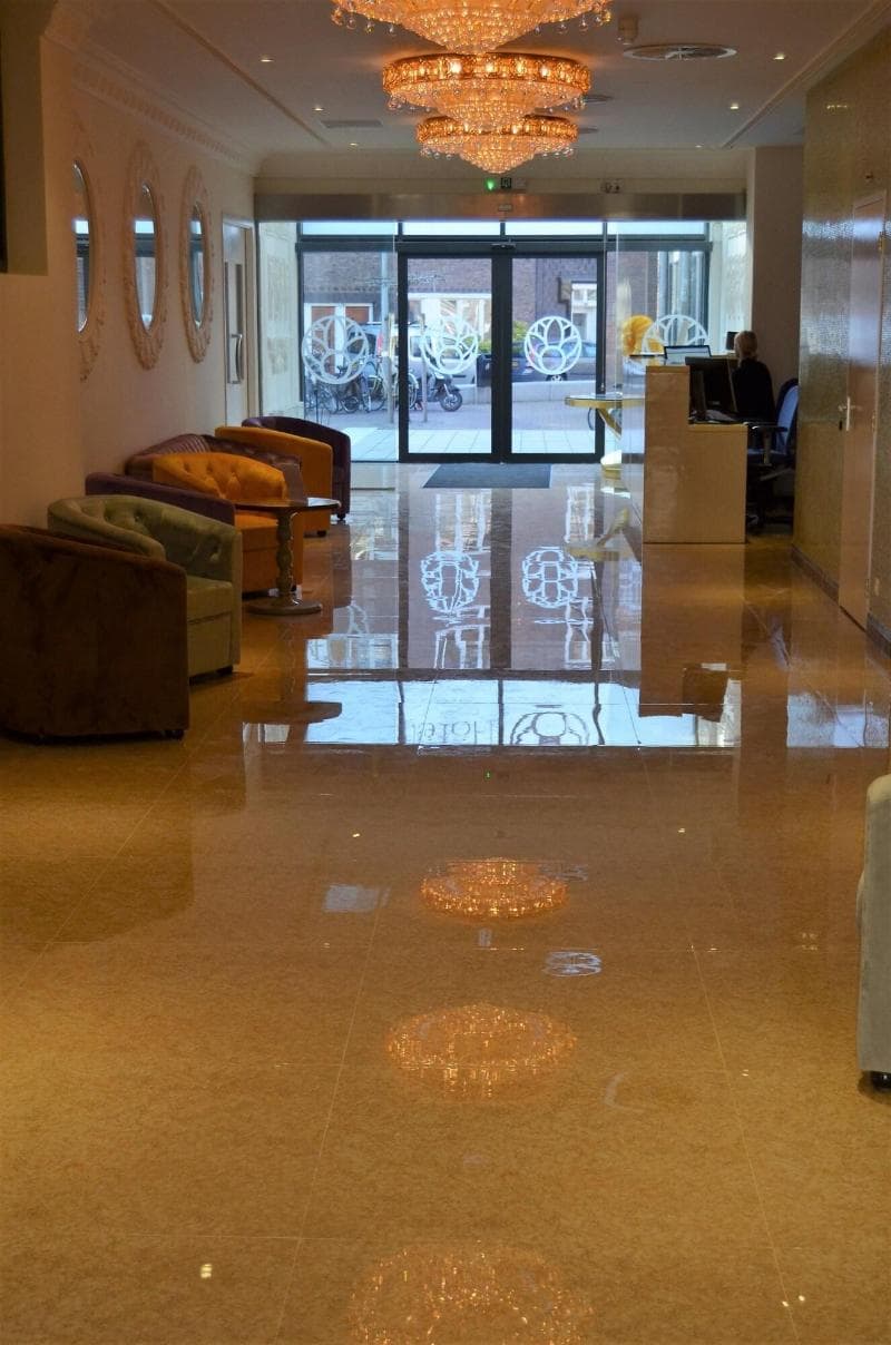Chasse Hotel 4