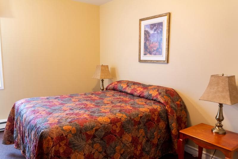 West Wood Inn 2