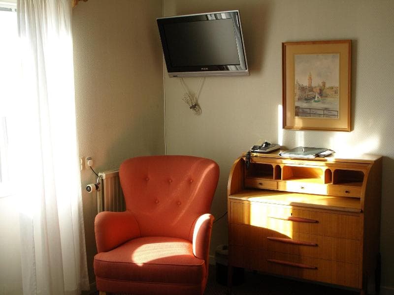 Green Hotel 5
