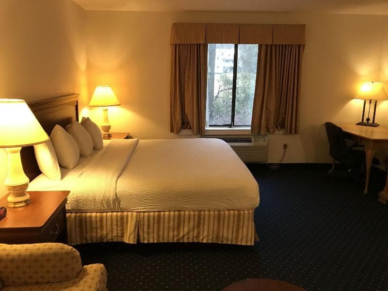 Rosemont Suites 5