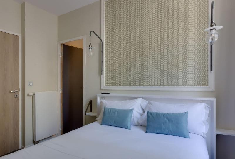 Htel Les 2 Villas 4