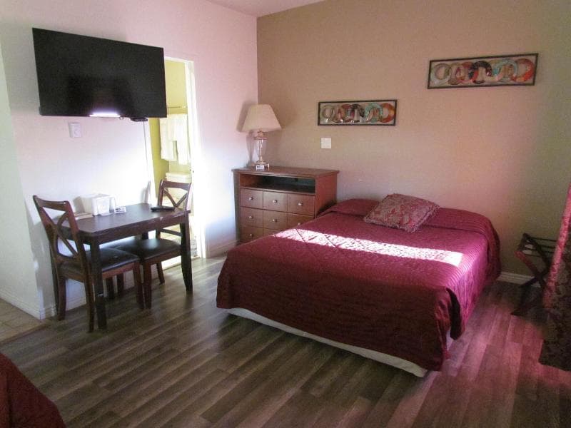 True North Motel 4
