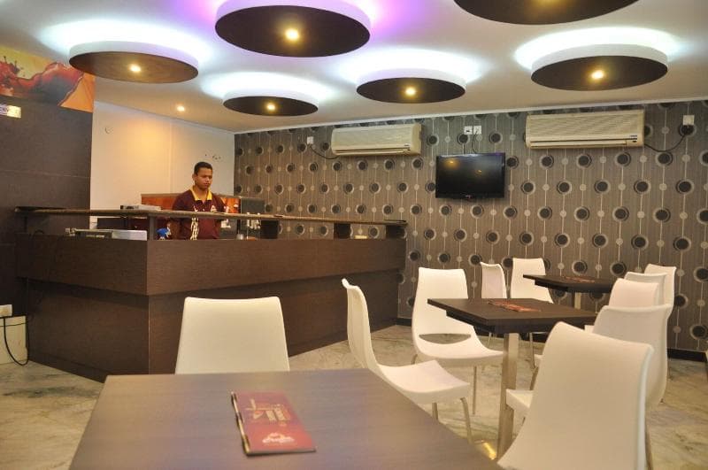 Nayagara Hotel 4