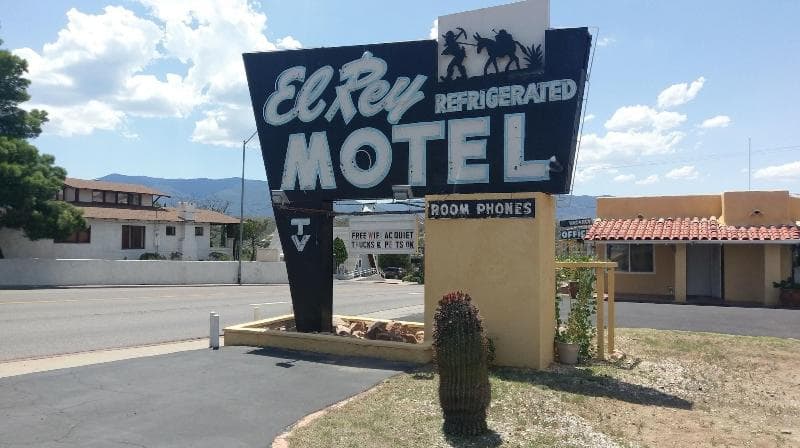 El Rey Motel 3