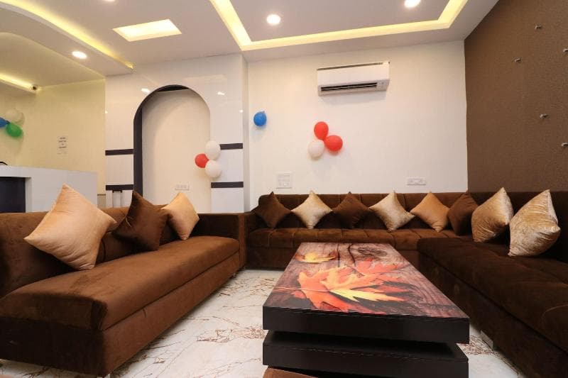 Check In Room Chuna Mandi photo 1