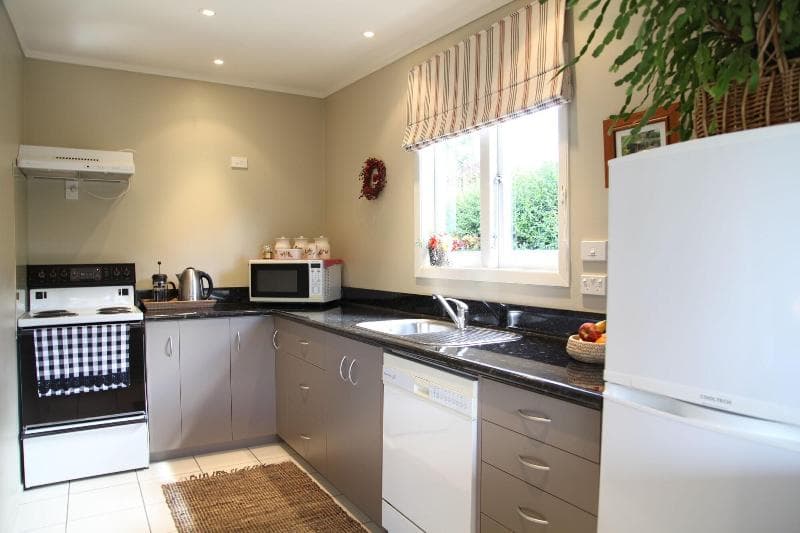 Bradleys Garden Bed & Breakfast (Adults Only) 5