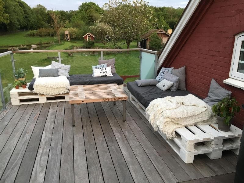 Hos Mette 5
