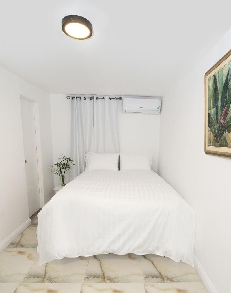 Pulse Rooms At Trafalgar photo 1