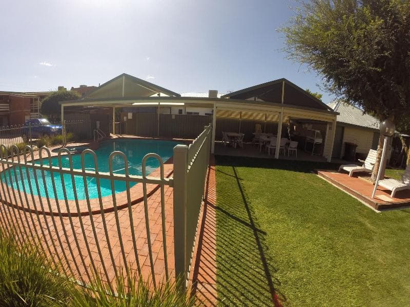 CluBarham Motel main
