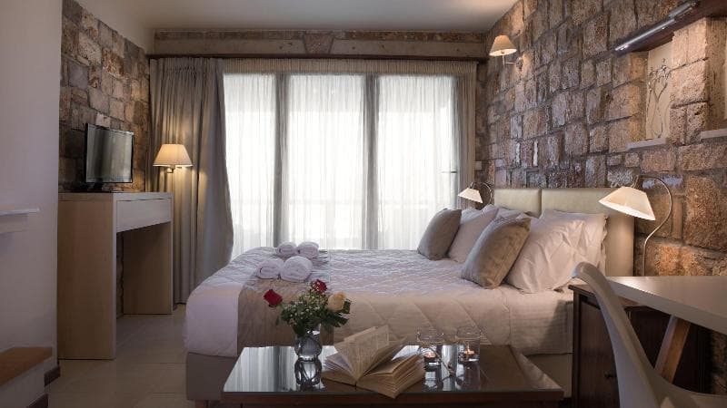 Enalio Suites 4