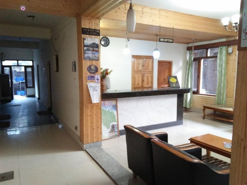 Hotel Shandela 3