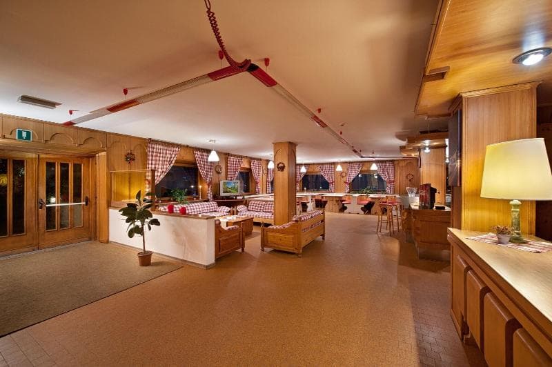 Hotel Teola 5