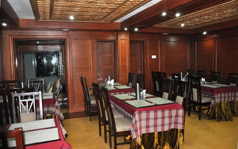Hotel Sadaf 3