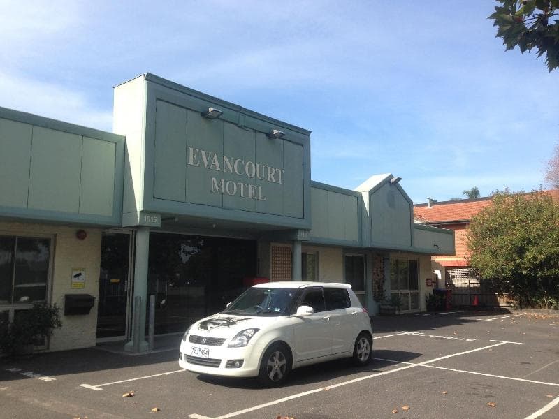 Evancourt Motel 3