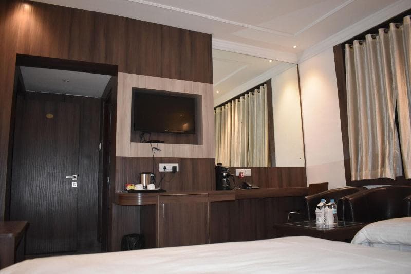 Niranjana Hotel photo 1