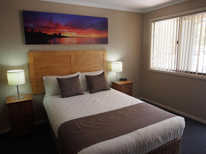 Dongara Hotel Motel 4
