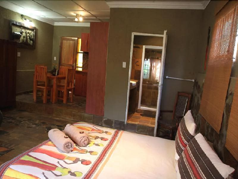 Emahlathini Guest Farm photo 1