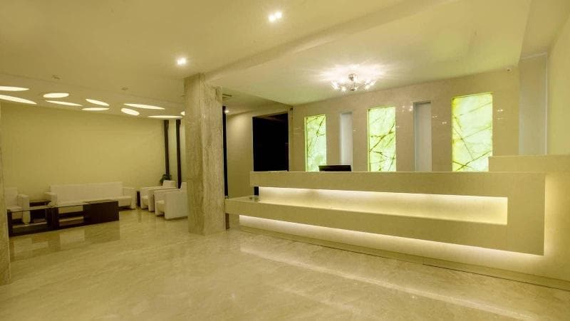 J Hotel 5